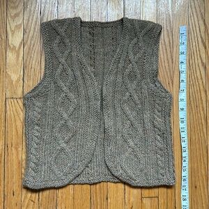 100% wool hand knit women S